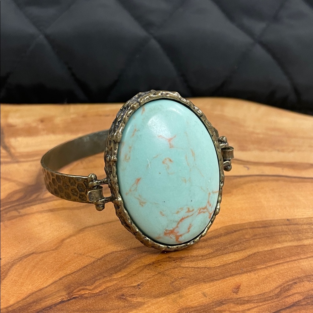 Antique Gold Tone Hammered Hinged Band Bracelet